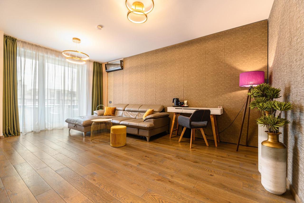 Promenada Studios Brašov Exteriér fotografie