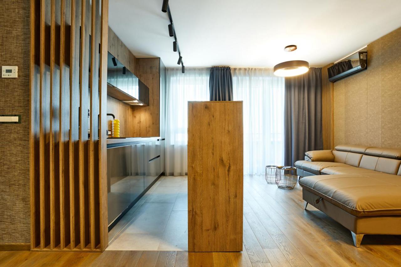 Promenada Studios Brašov Exteriér fotografie
